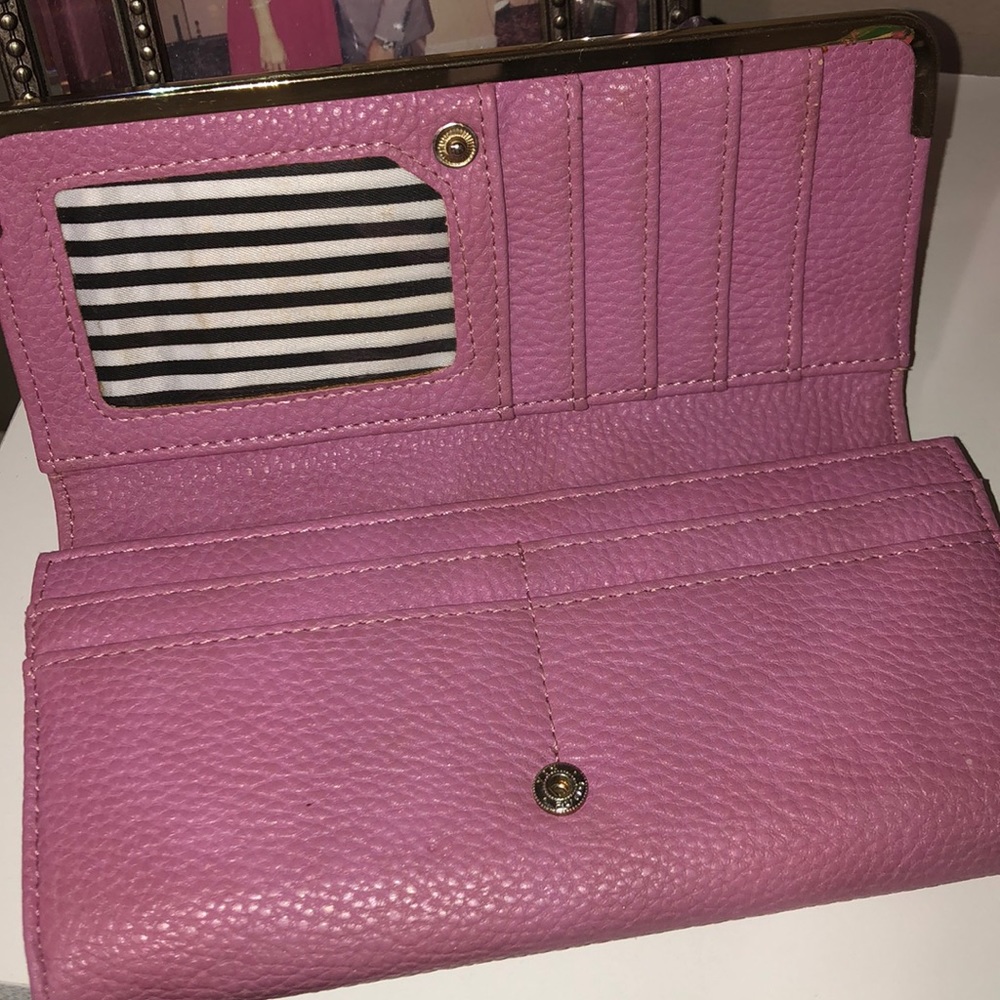 Wallet - Picture 2 of 3